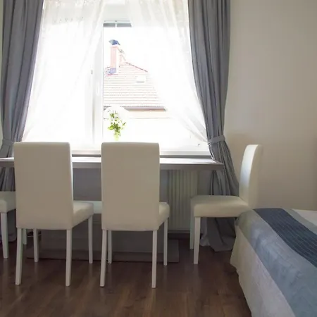 Appartement Beautiful With A Large Bed In A 3-room With Parking